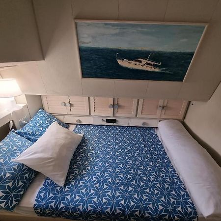 Yate En Gijon , Experiencia Unica B Hotel ภายนอก รูปภาพ