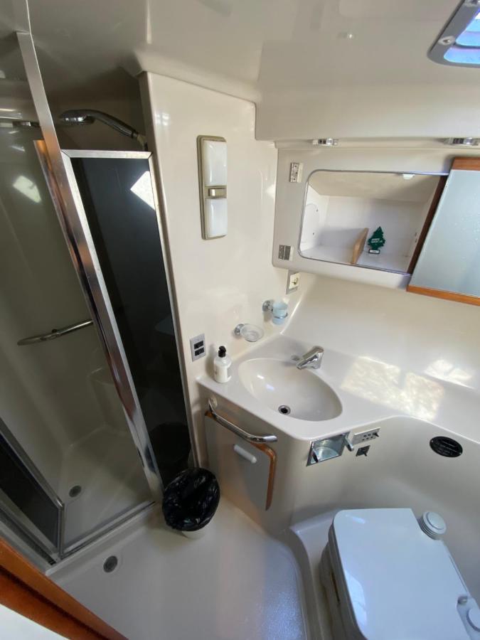 Yate En Gijon , Experiencia Unica B Hotel ภายนอก รูปภาพ